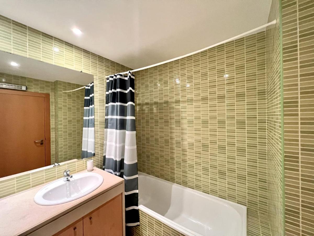 Appartement Modern 4 With Pool By Homing *